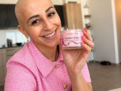 BOUGIE RUBAN ROSE ( PARFUM MONOI )